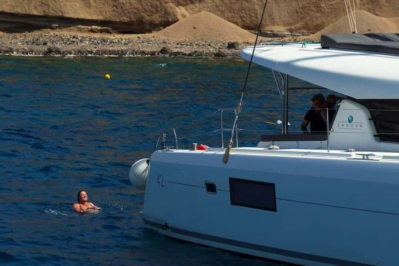 Santorini: Exclusive Private Cruise for a Luxurious Escape - Sunset at Red Beach: the moment you plan the whole day for