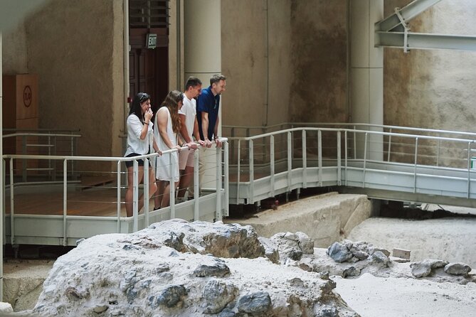 Santorini Family Quality Time Sightseeing & Cultural Experience - Akrotiri excavations: Bronze Age city under volcanic ash