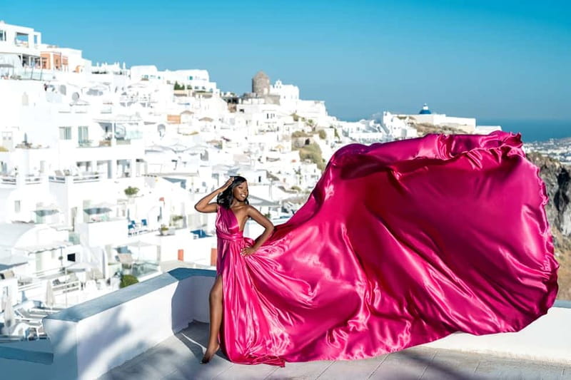 Santorini: Flying Dress Photo © Photoshoot "Express Package" - What to bring for comfort, and why it affects the final look