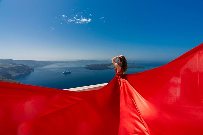 Santorini: Flying Dress Photoshoot - Entering Oia With a Photographer Team, Not a Crowd