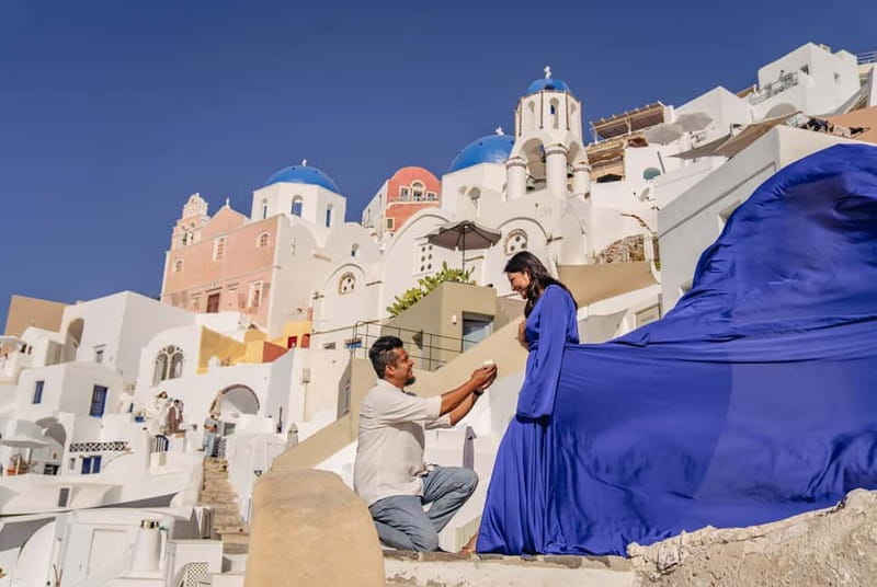 Santorini: Flying Dress Photoshoot Private Entry to Blue Dom - The people side: photographer coaching you can actually follow