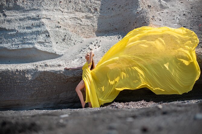 Santorini Flying Dresses Photo Shoot - How the flying dress setup works in Imerovigli