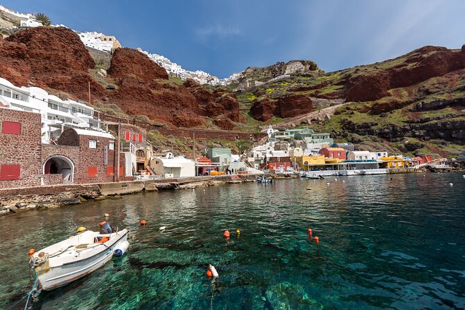 Santorini Full Day Trip by Santo Luxury Escape - Stop 2: Firostefani and the “crown of Fira” photo break