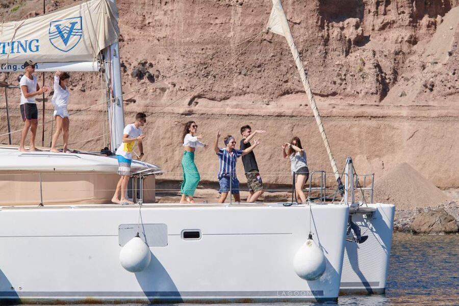 Santorini Gold Catamaran Cruise with Snorkel, BBQ & Open Bar - The Half-Day Route: Red Beach, White Beach, and Venetian Lighthouse Views