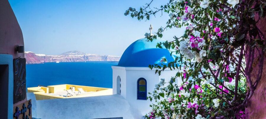 Santorini: Guided Highlights Tour with Private Wine Tasting - Key things that make this private Santorini wine highlights tour work