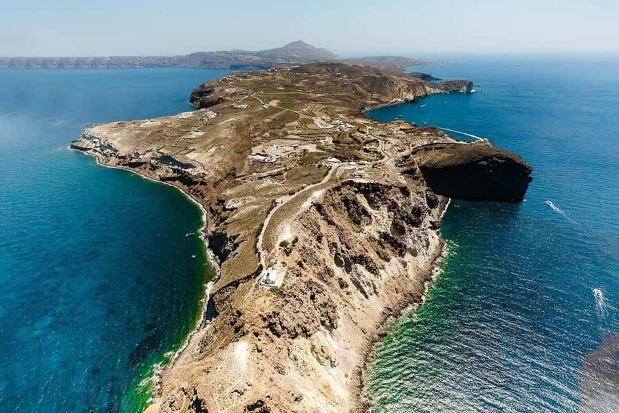 Santorini Helicopter Tour 20 minutes - What the 30-minute flight adds: Thirasia, Lighthouse, Red Beach, and the south coast