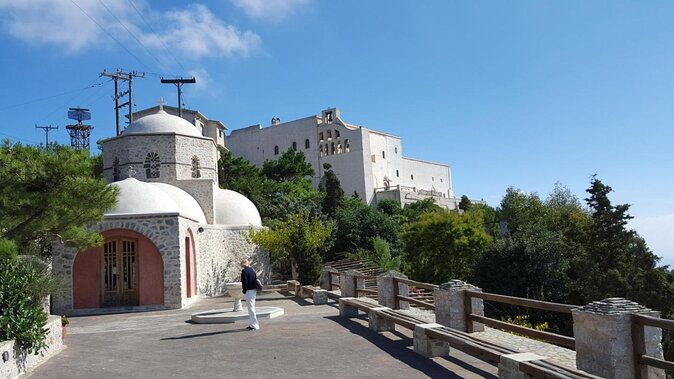 Santorini Highlights: 5-Hour Private Tour with Wine-Tasting - Key Things I’d Highlight Before You Go