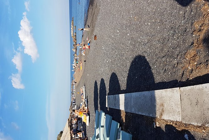 santorini highlights - English-speaking guiding that stays flexible