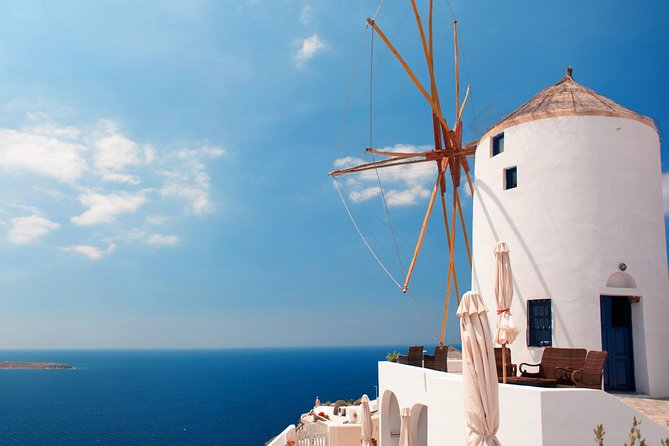 Santorini Highlights and Venetian Castles Small-Group Day Tour - Emporio’s Venetian castle: medieval trade-center vibes