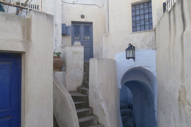 Santorini Highlights& Wine Tasting Private Tour - Santo Wines: a cliffside tasting that closes the loop nicely