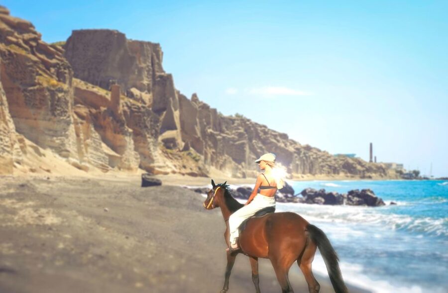 Santorini: Horseback Riding Tour on the Beach - The 1.5-Hour Flow That Gets You Vineyards and Beach Time