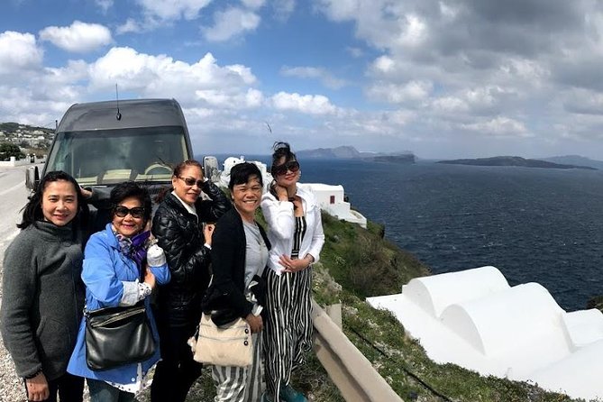 Santorini Hotel-Villas Transport & Transfer Services - Santorini Airport or Seaport Drop-Off: Short Ride, Big Stress Relief