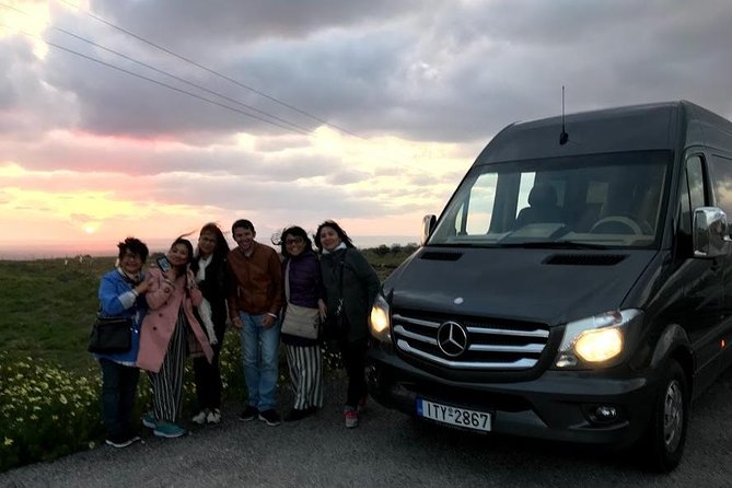 Santorini Hotel-Villas Transport & Transfer Services - Inside the Van: Comfort, Luggage Help, and Professional Drivers