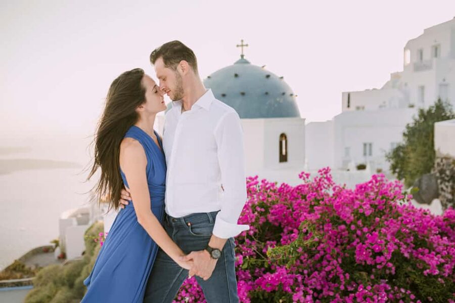 Santorini: Imerovigli Professional Photoshoot in Blue Dome - The 30 to 60 minute shoot: enough time for natural poses