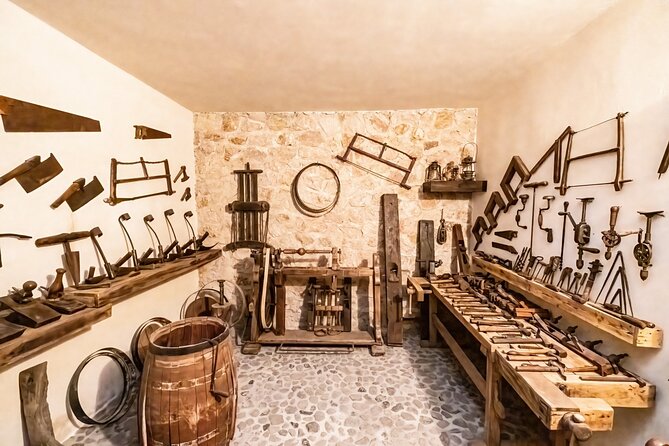 Santorini Instagram Tour - Price and logistics: what $288.99 buys you