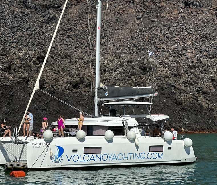 Santorini: Luxury Caldera Cruise With Meal & Drinks - Snorkeling in the Aegean: Gear Provided, Timing Managed