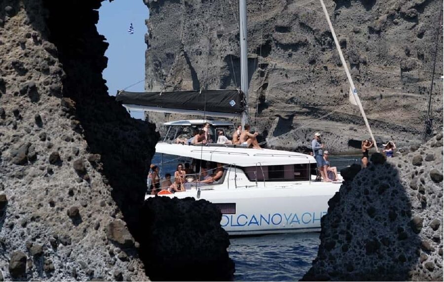 Santorini: Luxury Caldera Cruise With Meal & Drinks - Should You Book This Santorini Caldera Cruise?