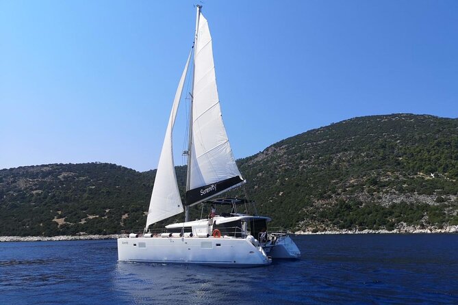 Santorini: Luxury Catamaran Cruise with Fresh Fish BBQ & Drinks - Nea Kameni, 1 hour: snorkeling plus dinner on board