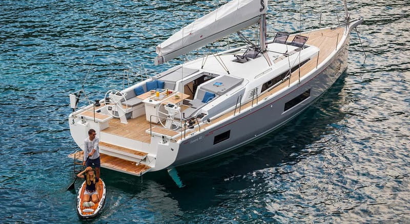 Santorini: Luxury Private Sailing Cruise Experience - Quick Highlights You Can Expect