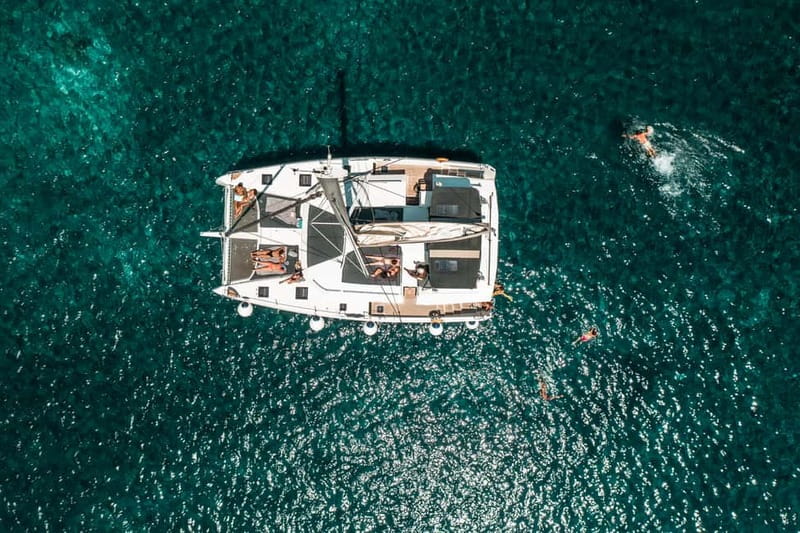 Santorini: Majestic Catamaran Cruise with Meal and Drinks - Onboard comfort, Wi-Fi, and the food that makes it feel worth the price