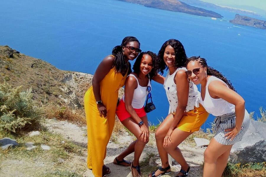 Santorini: Must-See Highlights Private Sightseeing Tour - Winery time, bakery snacks, and where Fira fits