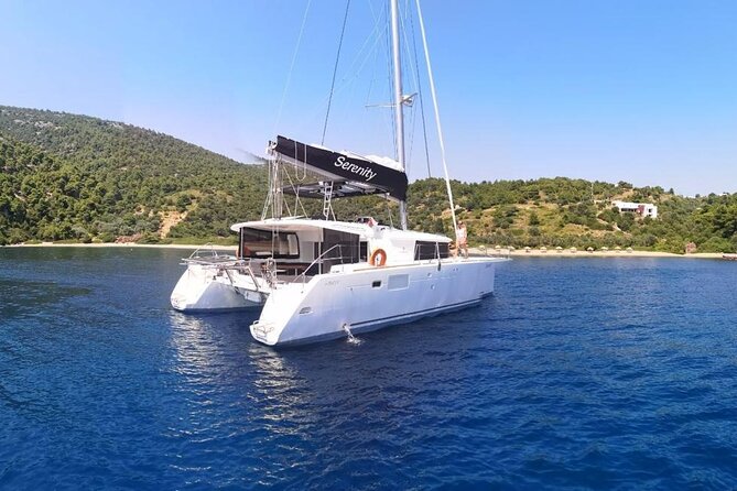 Santorini Oia: Private Sunset Catamaran Cruise with BBQ & Drinks - The route in plain English: what six hours actually feels like