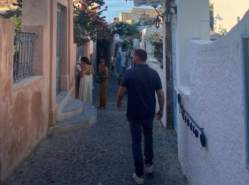 Santorini: Oia & Three Bells 4-hour Private Custom Tour - How the 4-hour private format keeps Santorini manageable