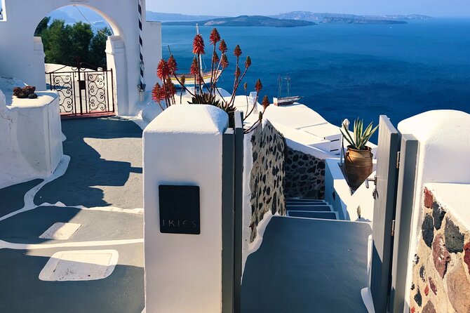 Santorini Panoramic Firostefani & Oia Blue Domes Private Tour - Caldera panoramic access: that high viewpoint across to Imerovigli