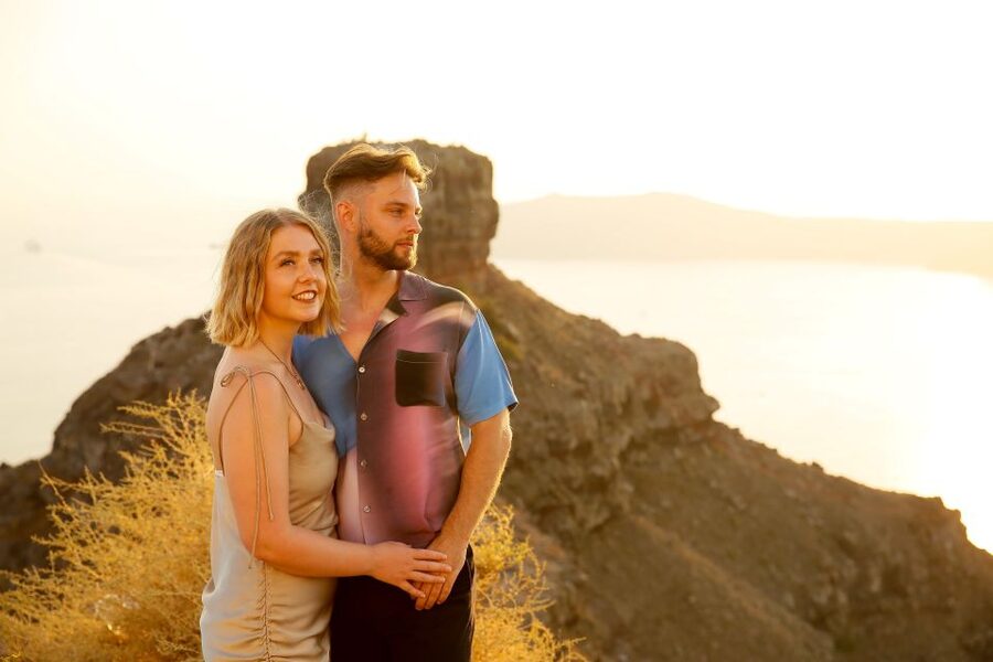 Santorini: Photo Shoot with a Private Vacation Photographer - Key things you will notice right away