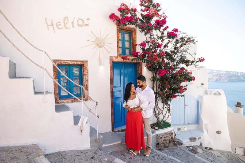 Santorini: Photo Tour With Professional Photographer - Why a professional photographer helps on Santorini