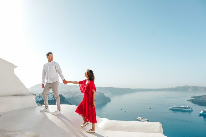 Santorini Photoshoot: Imerovigli or Fira Location - 45 professionally edited photos: why the deliverable matters more than the backdrop