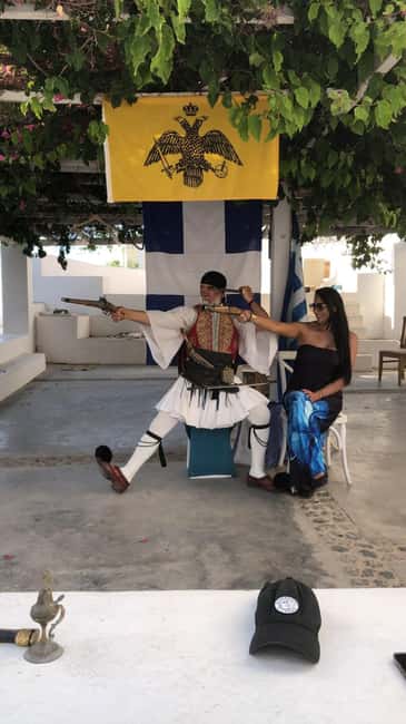 Santorini: Private 3-Hour Highlights Guided Tour with Pickup - Who This Tour Fits Best, and Who Might Want Something Else