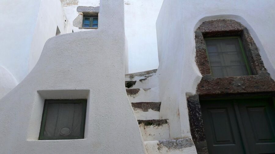 Santorini: Private 4-Hour Cultural Villages Sightseeing Tour - Megalochori: White Houses, Blue Domes, and Underground Living