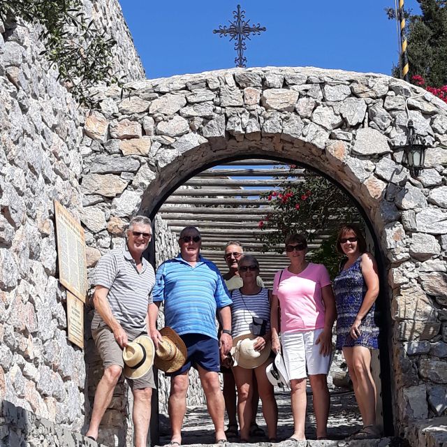 Santorini: Private 5-Hour Hidden Gems Experience - How this private 5-hour Santorini plan actually works