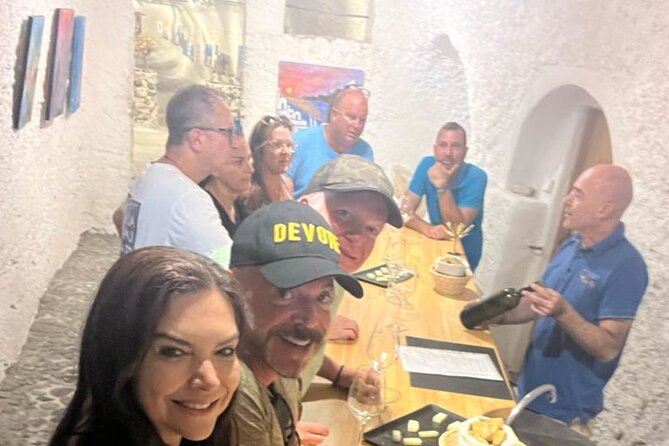 Santorini Private 5-Hour Tour with Local Guide & Sunset in Oia - A one-day Santorini loop that actually respects your time