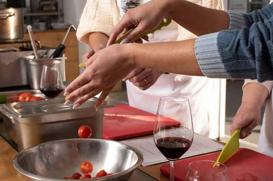 Santorini: Private Cooking Class and Wine Tasting Tour - Price and value: what $1,060 really buys