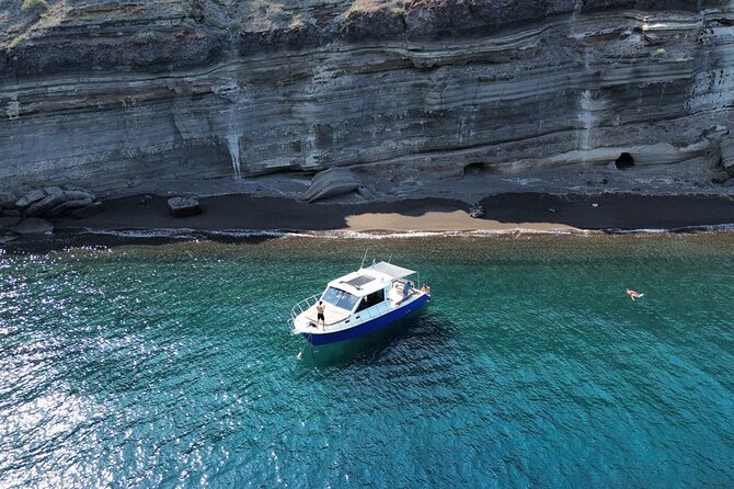 Santorini Private Cruise Sightseeing Tour with BBQ and Drinks - Key highlights you can’t ignore