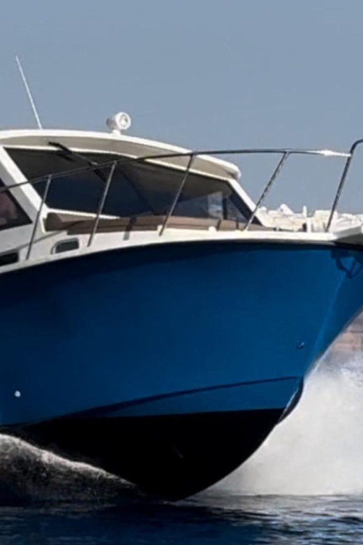 Santorini Private Cruise Sightseeing Tour with BBQ & Drinks - Why a Santorini fishing boat sunset hits harder from sea level