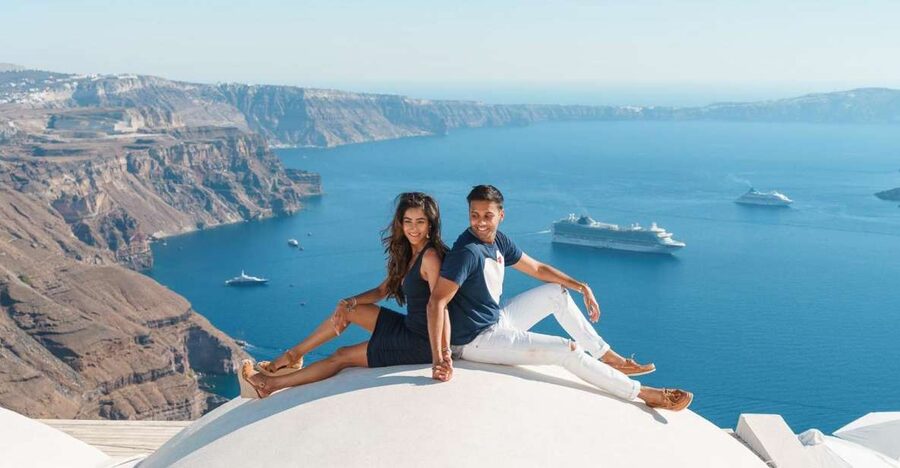 Santorini: Private Customizable Car Tour with a Local Guide - Oia Village: Photo Time, Souvenirs, and a Better Walk