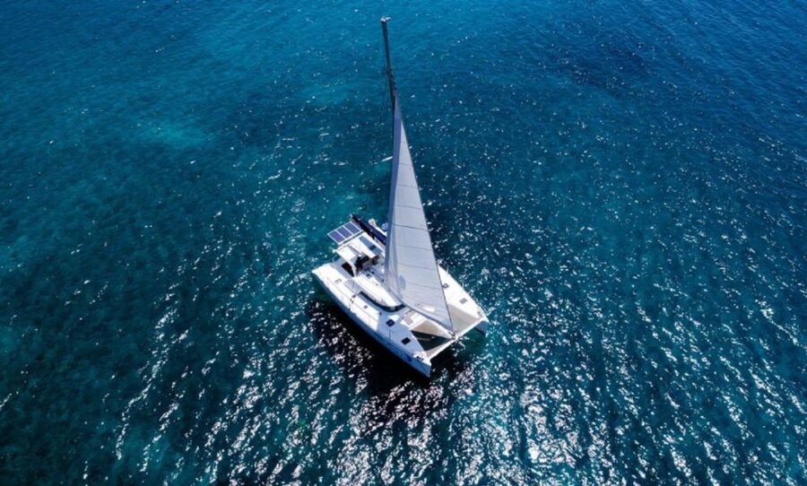 Santorini: Private Day Cruise with a BBQ meal and Open Bar - Price and Value: What You Pay For on a Private Group Up to 6