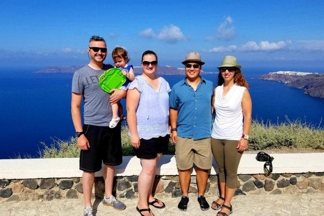Santorini Private Driver: Explore Santorini - Port & Hotel Pickup - Oia: The Caldera Icon Stop, Plus How to Use Your Time There