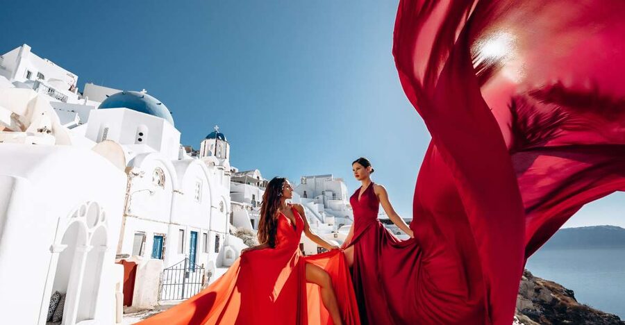 Santorini: Private Flying Dress Photoshoot Experience - Photo delivery timing, counts, and what you should expect to receive