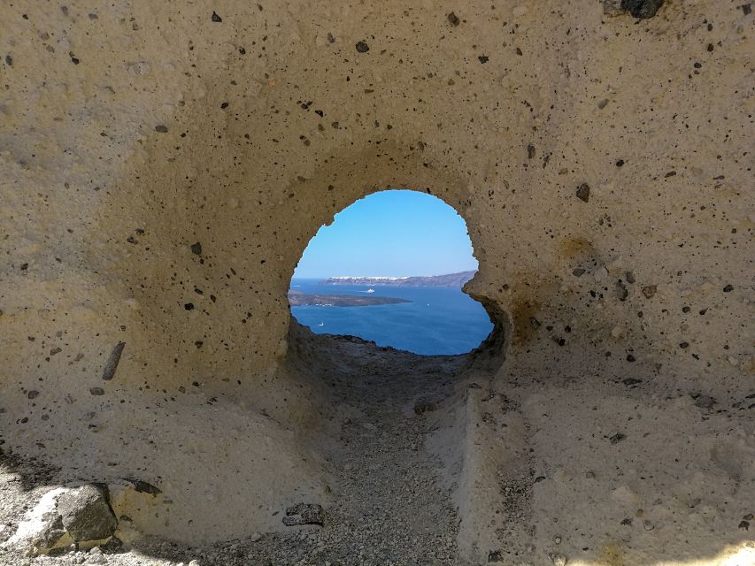 Santorini: Private Full Day Sunset Tour with Dinner - Heart of Santorini sunset, wine in hand, fewer people, better photos