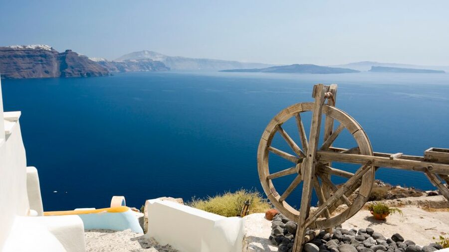 Santorini : Private Half Day - Best of & Wine Tasting Tour - Art Space Winery Museum Art Gallery: volcanic-soil tasting in 60 minutes