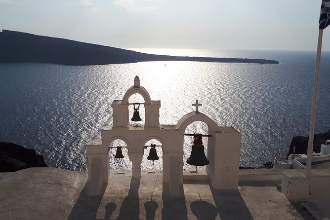 Santorini Private Half-Day Sightseeing Tour - Megalochori: traditional streets, pirate lore, and winery access