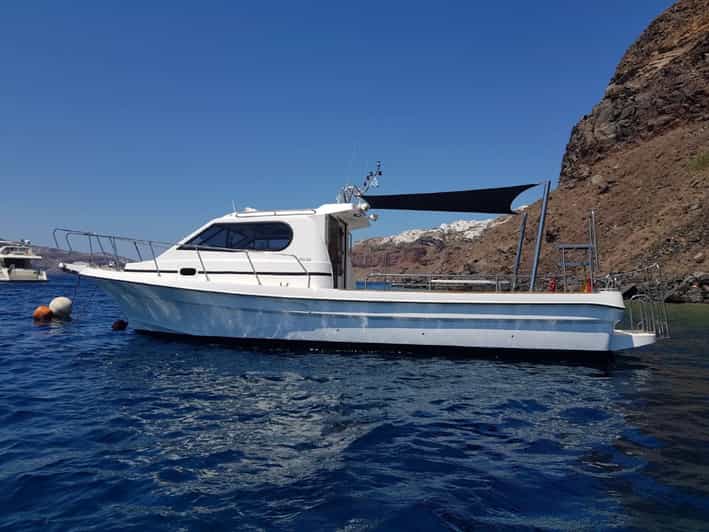 Santorini: Private Motorboat Cruise and Volcano Hike - Santorini Volcano hike: what the climb actually gives you