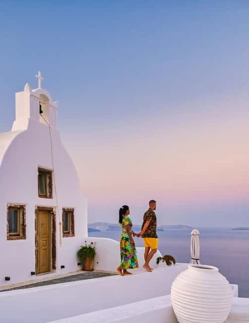 Santorini: Private Oia Village Photoshoot - Meeting outside Osteria and getting oriented fast