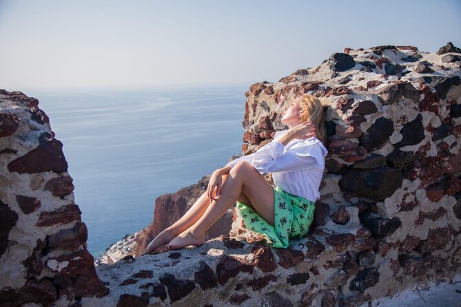 Santorini Private One Hour Photoshoot - Edited Photos in Your Inbox: What to Expect After the Shoot