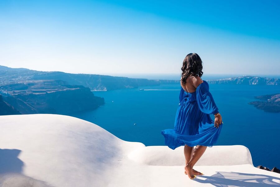 Santorini: Private Photoshoot Tour by a Pro Photographer - What the photographer coaching actually includes (and why it matters)