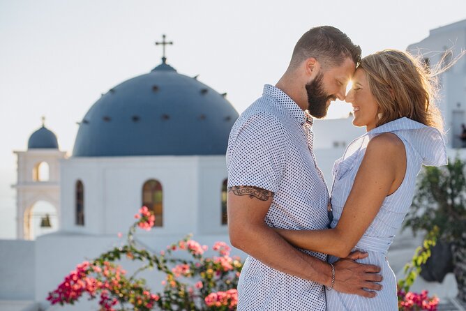 Santorini - Private Photoshoot with a Top Local Photographer - Posing, direction, and getting photos that look natural